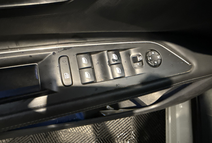 Peugeot 3008 1.6 BlueHDi 120ch Allure S&S 