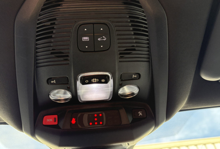 Peugeot 5008 5008 1.5 Blue HDI 130 GT Pack * Toit Ouvrant * Carplay * Caméra