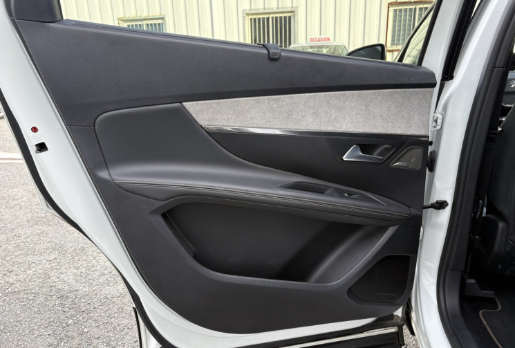 Peugeot 5008 5008 1.5 Blue HDI 130 GT Pack * Toit Ouvrant * Carplay * Caméra