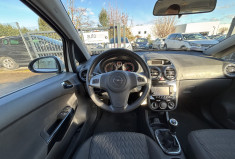 Opel Corsa 86 CH / GRAPHITE / PREMIERE MAIN