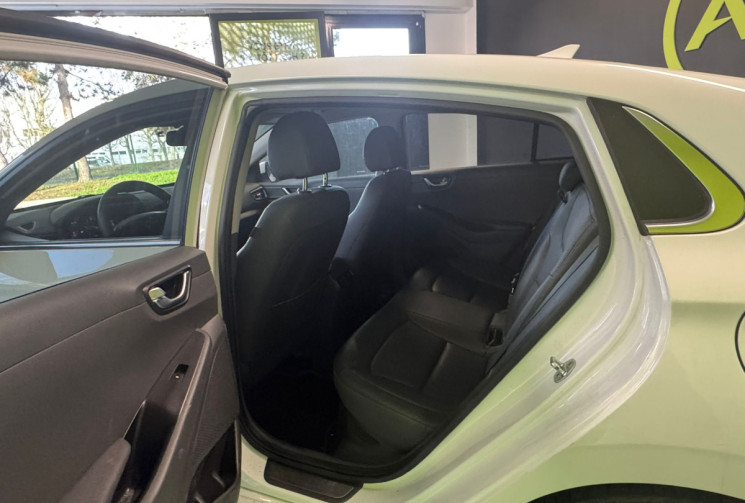 Hyundai Ioniq  Plug-in 141 ch Executive * Pack  Hiver / CarPlay 
