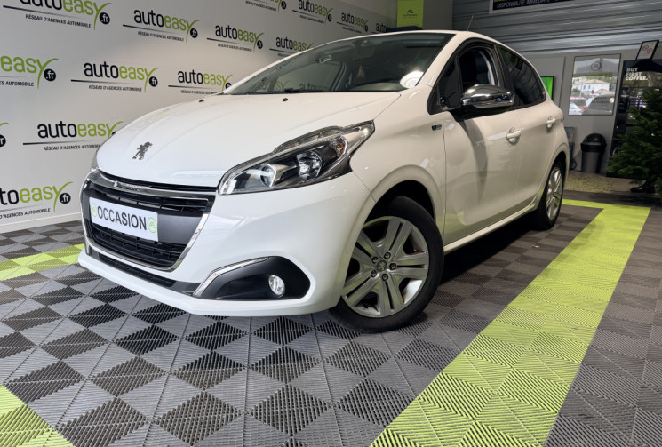 Peugeot 208 1.2 STYLE 82 CH