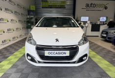 Peugeot 208 1.2 STYLE 82 CH