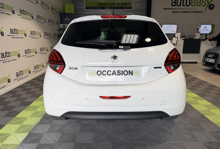 Peugeot 208 1.2 STYLE 82 CH