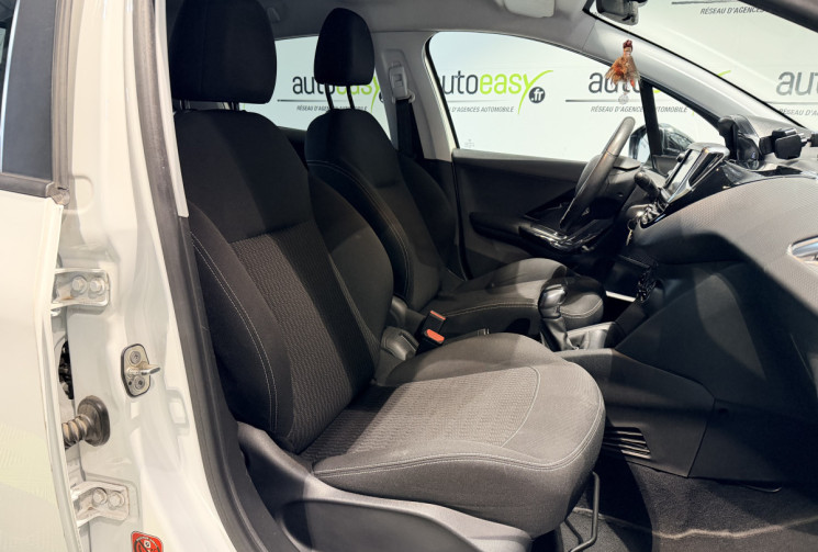 Peugeot 208 1.2 STYLE 82 CH