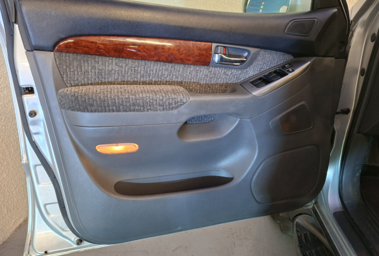 Toyota Land Cruiser  3.0 D-4D 173 KDJ 120 GARANTIE 3 MOIS