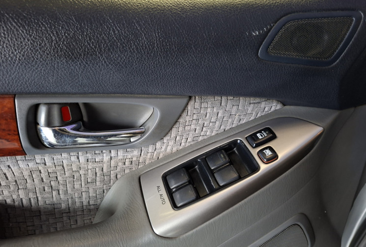 Toyota Land Cruiser  3.0 D-4D 173 KDJ 120 GARANTIE 3 MOIS