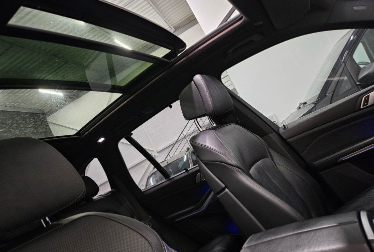 BMW X5 30D 265 cv pack M / toit pano / carplay / etc...