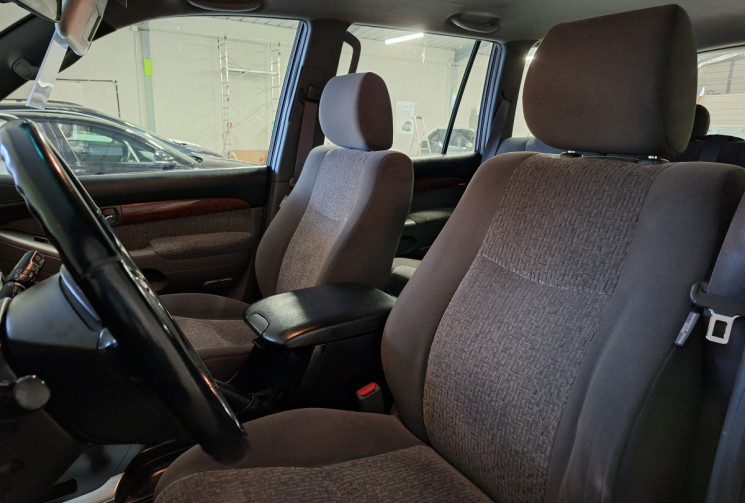 Toyota Land Cruiser  3.0 D-4D 173 KDJ 120 GARANTIE 3 MOIS