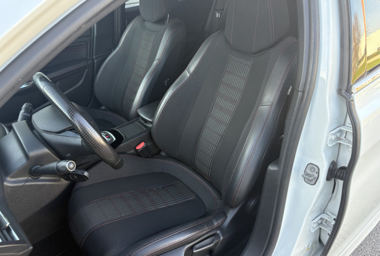 Peugeot 308 SW 1.2 PURETECH 130  TURBO  GT LINE