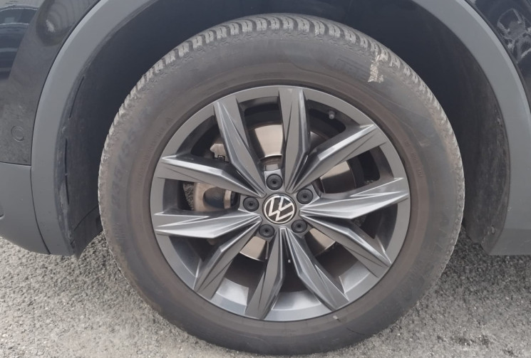 Volkswagen TIGUAN ALLSPACE LIFE 2.0 TDI 150CH * CARNET VW * ATTELAGE AMOVIBLE 