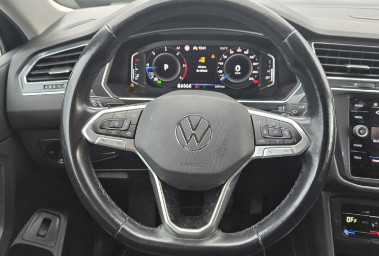 Volkswagen TIGUAN ALLSPACE LIFE 2.0 TDI 150CH * CARNET VW * ATTELAGE AMOVIBLE 