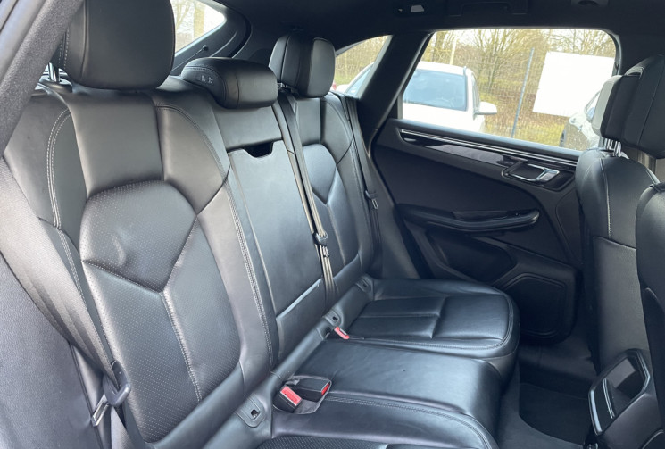 Porsche Macan S 3.0 V6 258 ch Diesel PDK /Entretiens Porsche 