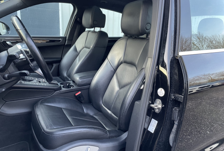 Porsche Macan S 3.0 V6 258 ch Diesel PDK /Entretiens Porsche 
