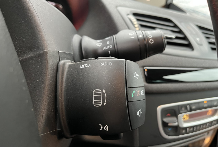 Renault Megane III (B95) 1.2 TCe 130ch energy Bose