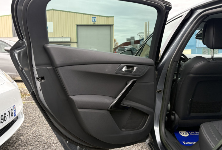 Peugeot 508 2.0 HDI 163cv ALLURE * Très bon état * 1ère Main