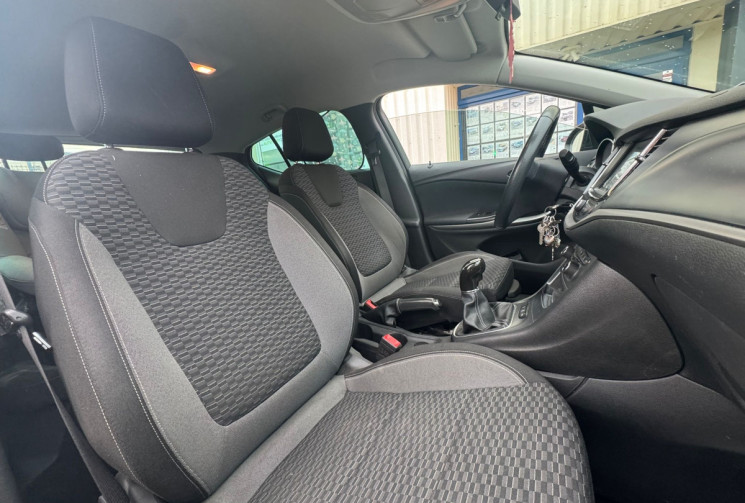 Opel Astra 1.5 D 122ch Edition BVM6 1ERE MAIN