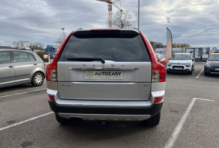 Volvo XC90 D5 185ch FAP Xenium Geartronic 7 places