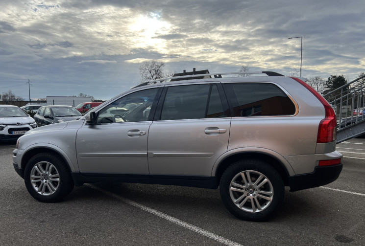 Volvo XC90 D5 185ch FAP Xenium Geartronic 7 places