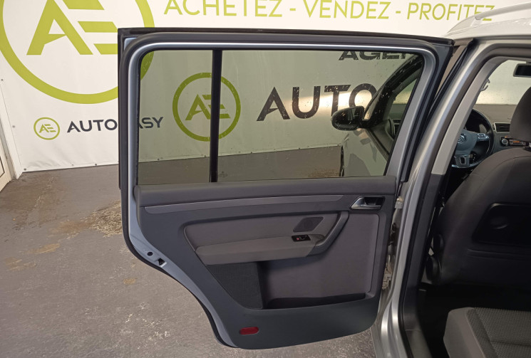 Volkswagen Touran PHASE 1 1.6 TDI 105 FINITION CONFORT ENTRETIEN REGULIER TRES BEL ETAT CT OK 