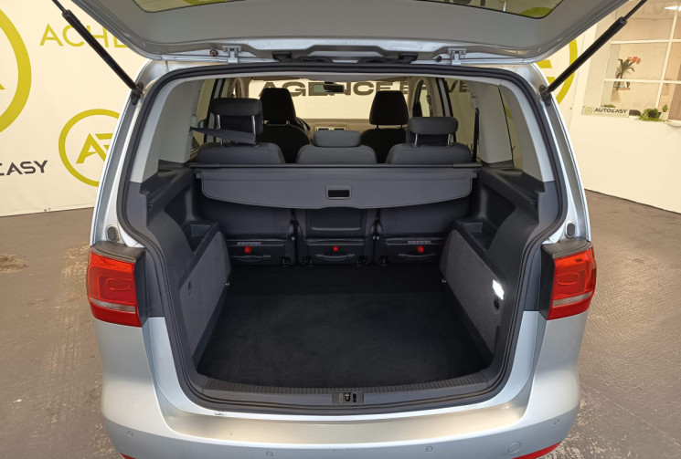 Volkswagen Touran PHASE 1 1.6 TDI 105 FINITION CONFORT ENTRETIEN REGULIER TRES BEL ETAT CT OK 