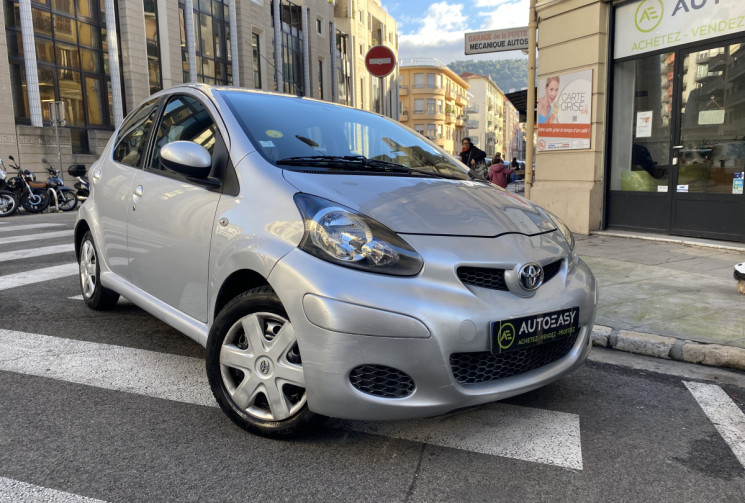Toyota Aygo 1.0 vvti 68 ch 5 portes 71000 KMS