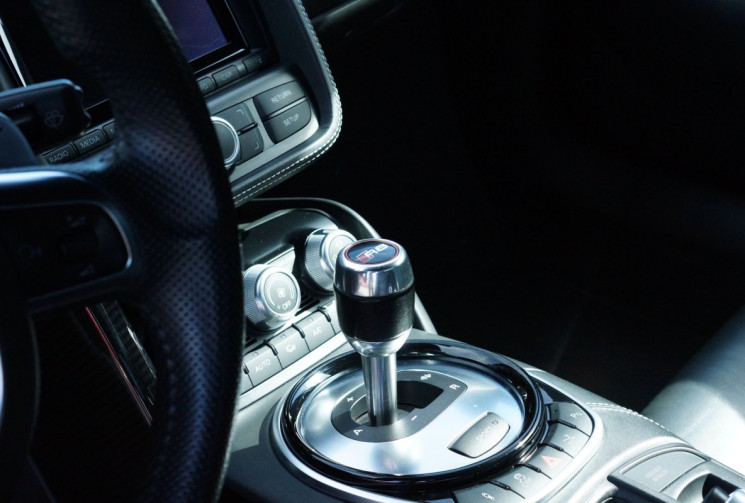 Audi R8 Spyder 5.2 V10 FSI 525ch quattro tronic 7