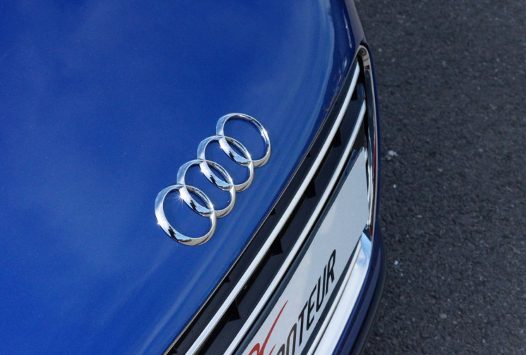 Audi R8 Spyder 5.2 V10 FSI 525ch quattro tronic 7