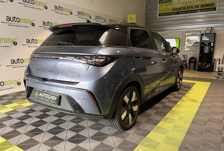 BYD Dolphin 60.4 KWH 204 CH DESIGN