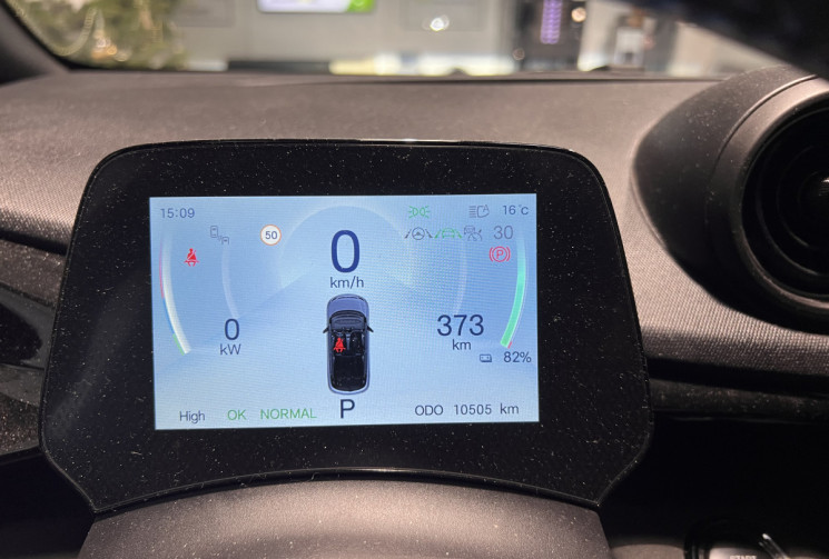 BYD Dolphin 60.4 KWH 204 CH DESIGN