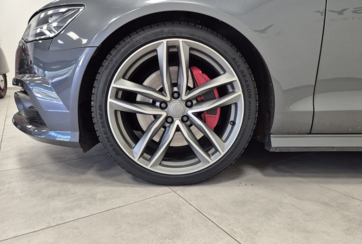 Audi A6 Avant Compétition 3.0 V6 326 ch Quattro/ Suivi Audi