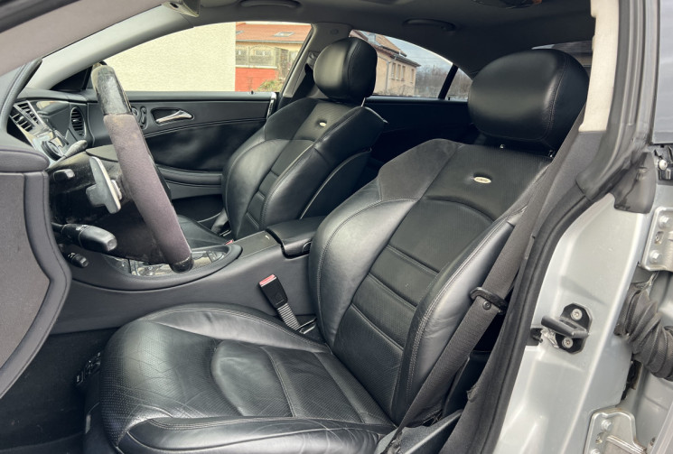 Mercedes CLASSE CLS 63 AMG 6.2 i V8 - PHASE 2 - 7G-TRONIC 515 ch Boîte auto