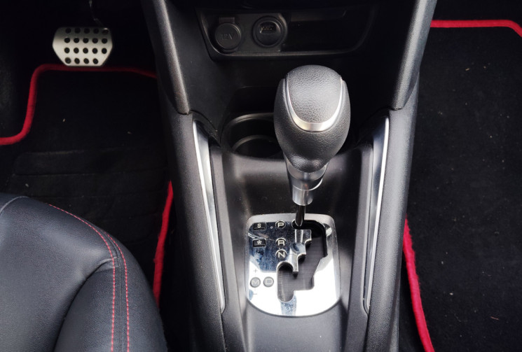 Peugeot 208 1.2 PureTech 110ch GT Line S&S EAT6 5p