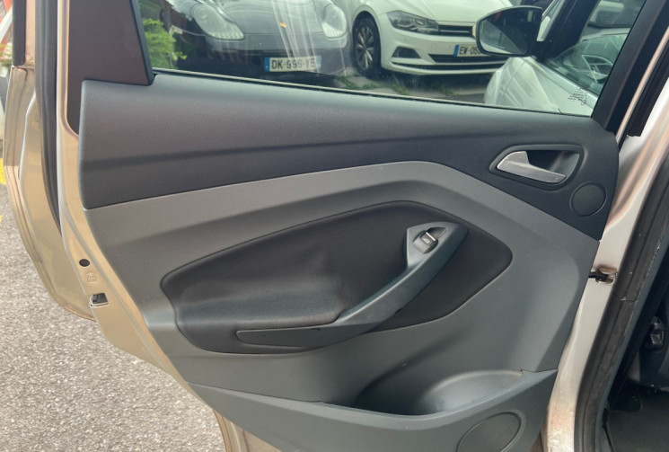 Ford C-MAX  II 1.6 TDCi 115 cv TITANIUM