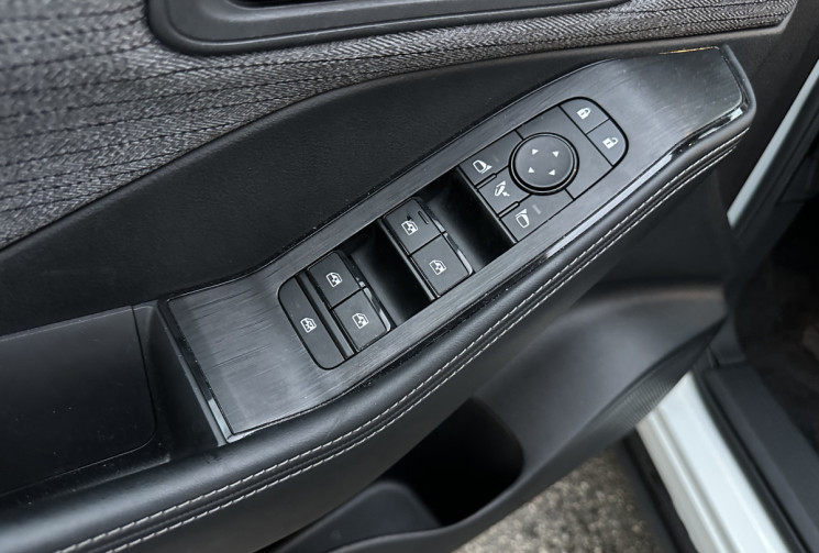 Nissan X-Trail e-Power 204ch N-Connecta / Toit ouvrant/ Première main / Suivi Nissan / 5 Places