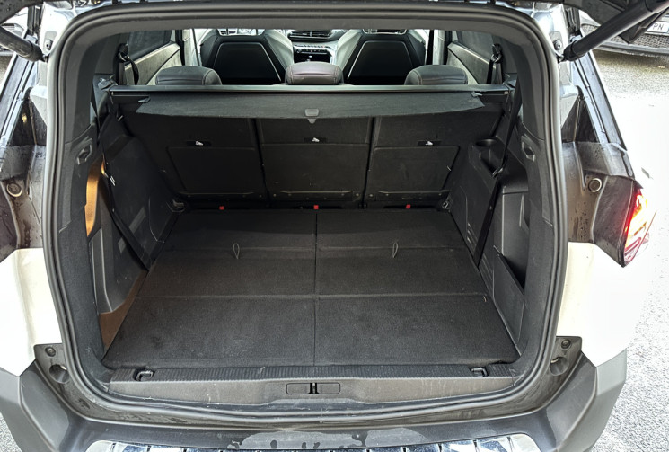 Peugeot 5008 II Phase 2 1.5 BlueHDi EAT8 S&S 130 CV GT 