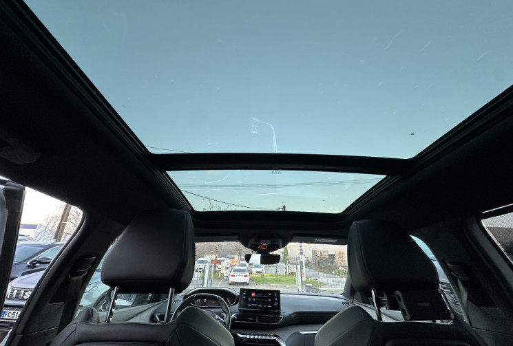 Peugeot 5008 II Phase 2 1.5 BlueHDi EAT8 S&S 130 CV GT 