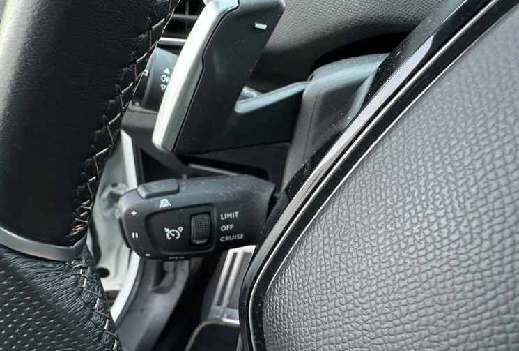 Peugeot 5008 II Phase 2 1.5 BlueHDi EAT8 S&S 130 CV GT 