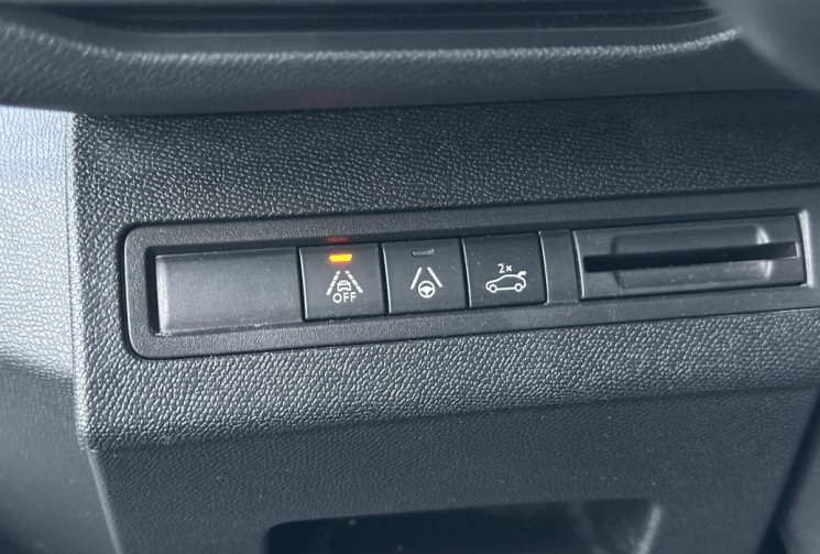 Peugeot 5008 II Phase 2 1.5 BlueHDi EAT8 S&S 130 CV GT 