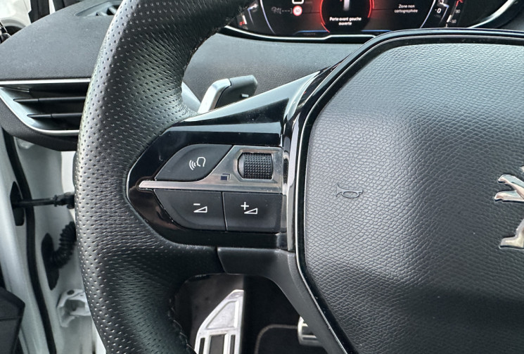 Peugeot 5008 II Phase 2 1.5 BlueHDi EAT8 S&S 130 CV GT 