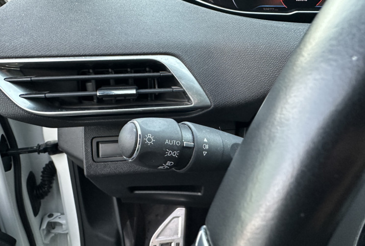 Peugeot 5008 II Phase 2 1.5 BlueHDi EAT8 S&S 130 CV GT 