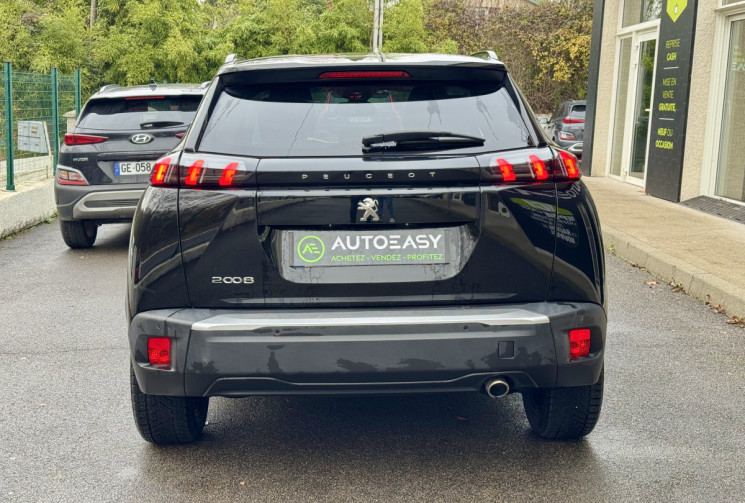 Peugeot 2008 Allure 1.5 BlueHDI 130 ch EAT8 / 1ERE MAIN / Cockpit / Carplay / TVA