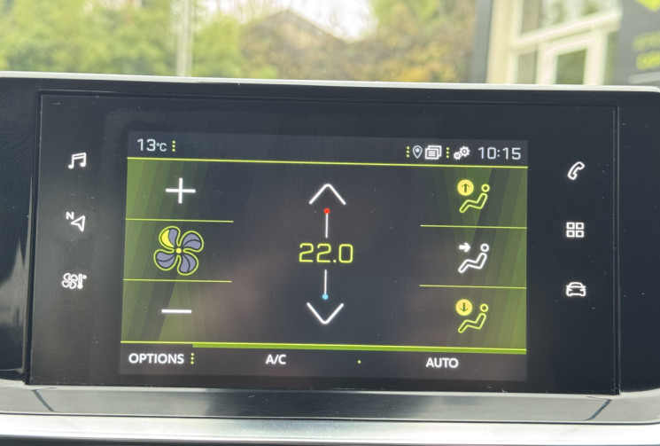 Peugeot 2008 Allure 1.5 BlueHDI 130 ch EAT8 / 1ERE MAIN / Cockpit / Carplay / TVA