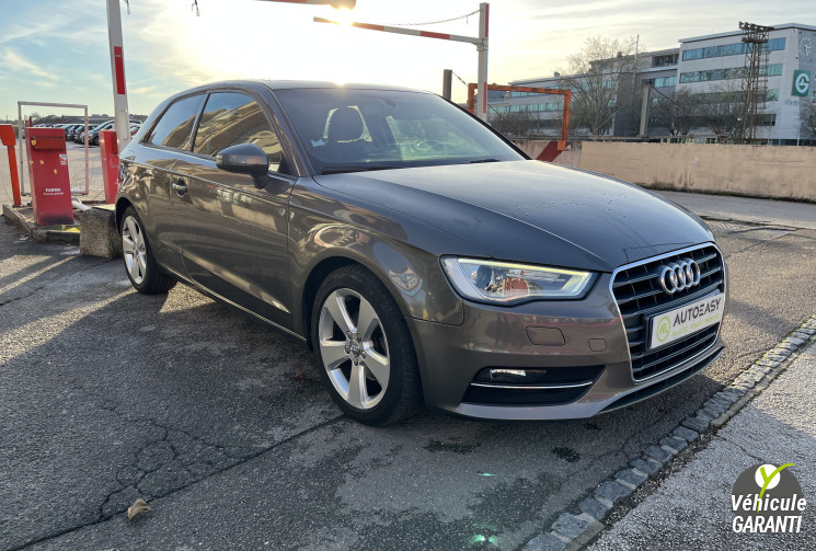 Audi A3 Série 3 2.0 TDi S-Tronic6 S&S 150 cv Boîte auto