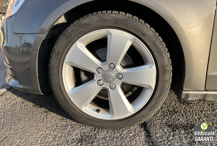 Audi A3 Série 3 2.0 TDi S-Tronic6 S&S 150 cv Boîte auto