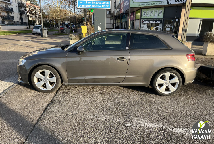 Audi A3 Série 3 2.0 TDi S-Tronic6 S&S 150 cv Boîte auto