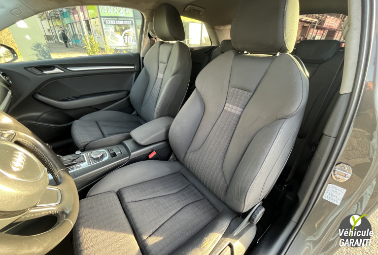 Audi A3 Série 3 2.0 TDi S-Tronic6 S&S 150 cv Boîte auto
