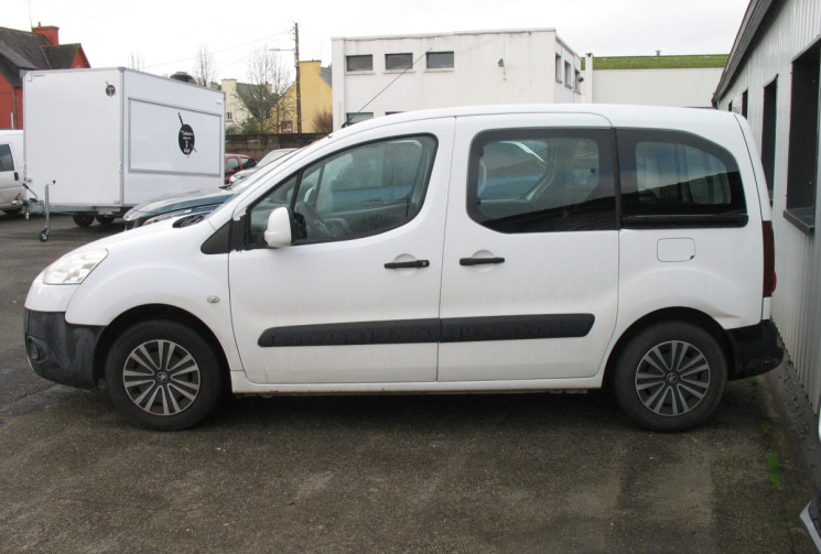 Peugeot PARTNER TEPEE II  1.6 HDi 92   2 PORTES LATERALES