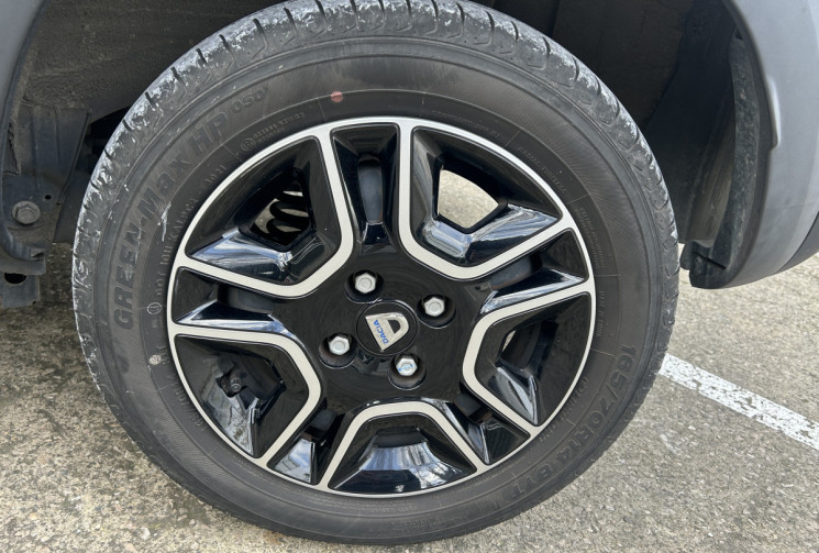 Dacia Spring EV 45 Confort + GPS / Caméra de recul / Bluetooth