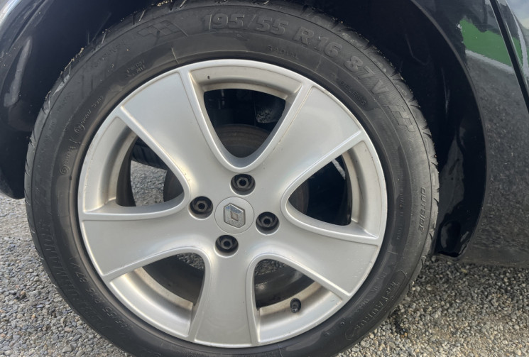 Renault Clio 1.5 dCi 90ch energy Dynamique eco²